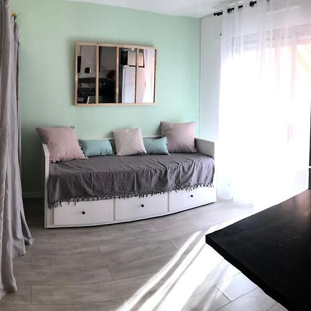 Studio Avec Terrasse Et Piscine Бандоль Екстер'єр фото